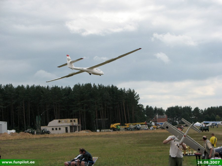 2007_0826_17.jpg