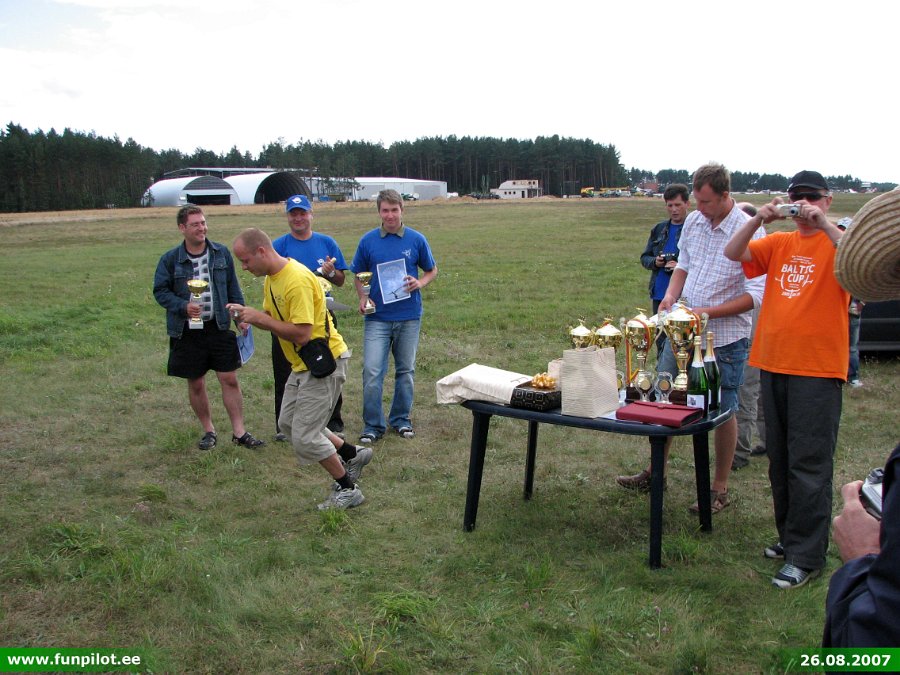 2007_0826_41.jpg
