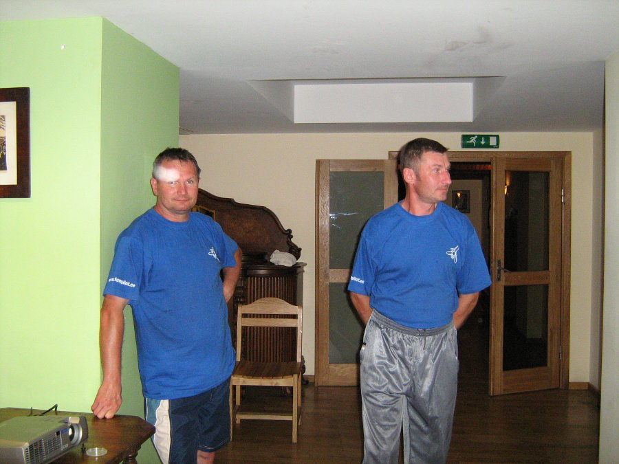 2007_0825_80r.jpg